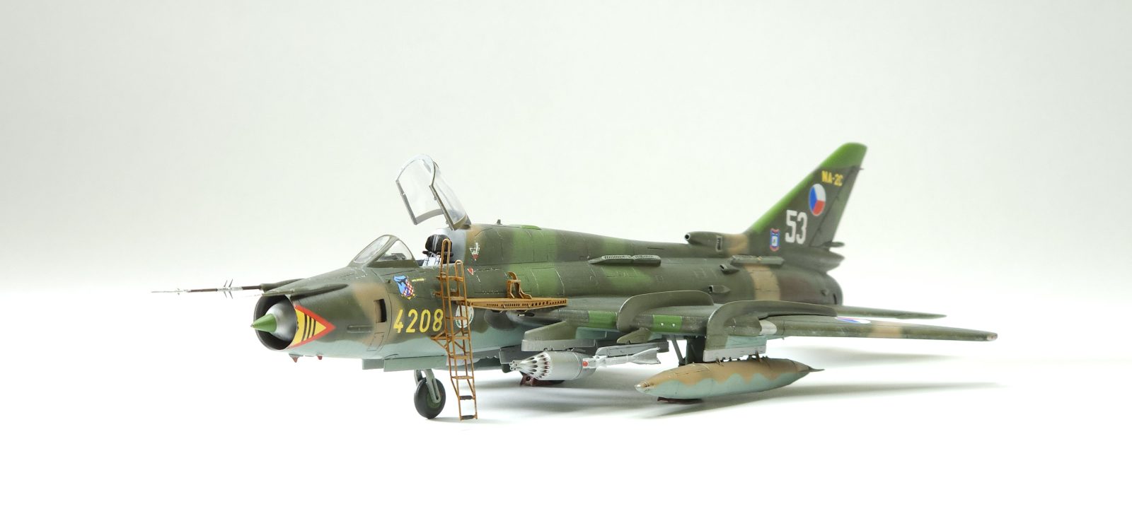 SU-22 M4 - Bílek